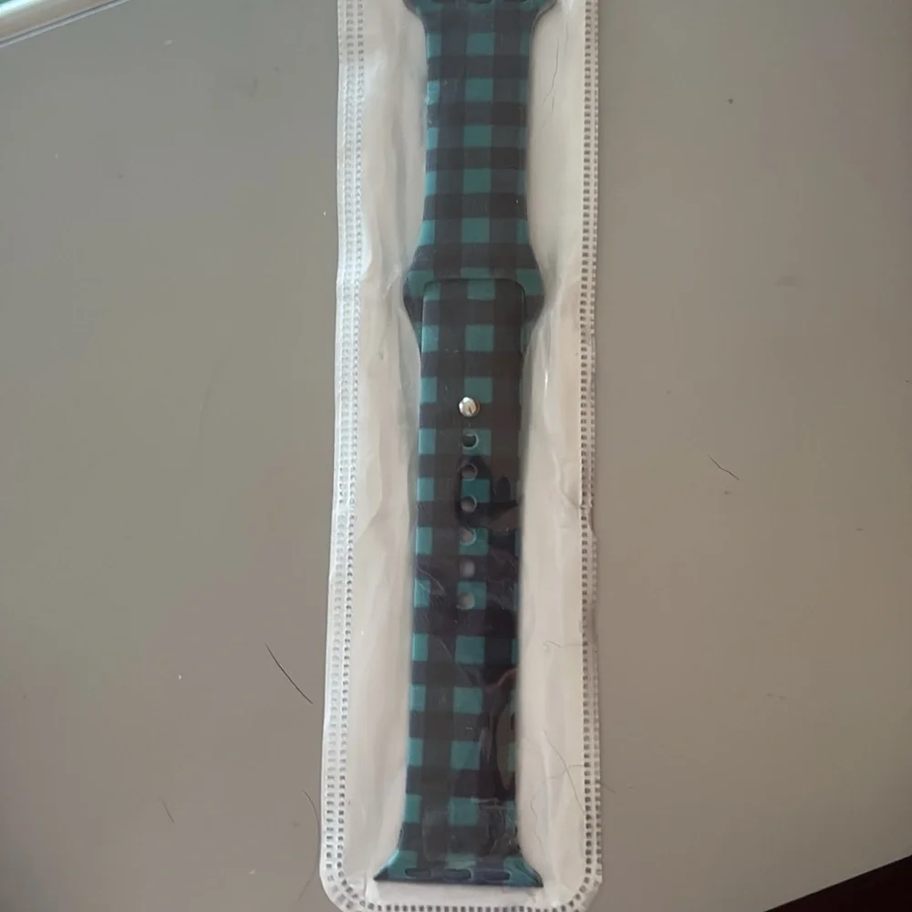 🆕 Silicone Buffalo Plaid Print Teal & Black Apple Watch Band- Sz M/L 42/44